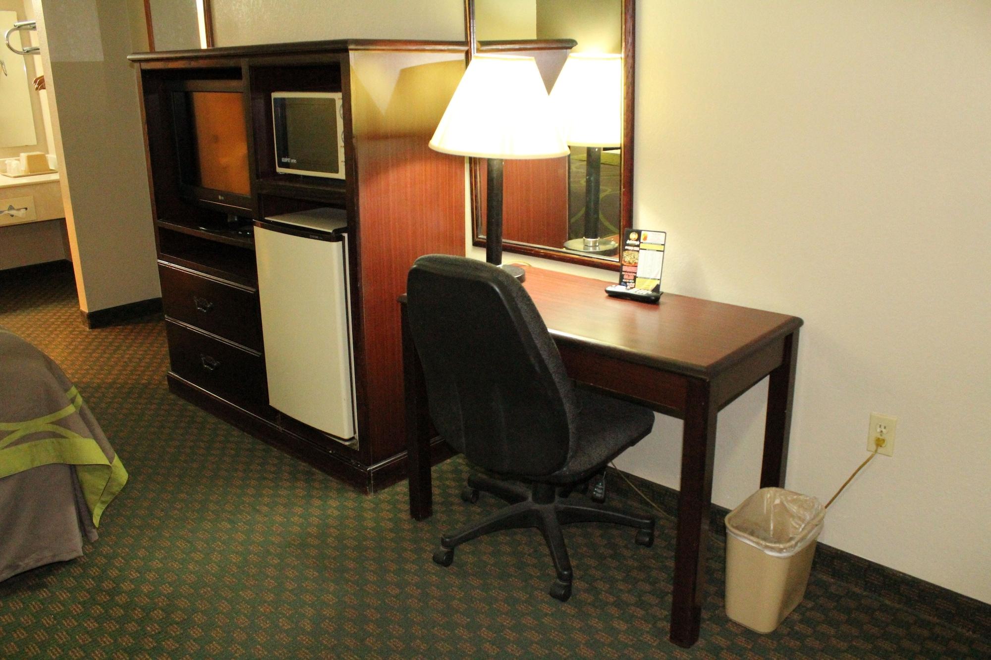 Super 8 By Wyndham Bossier City/Shreveport Area Exteriör bild