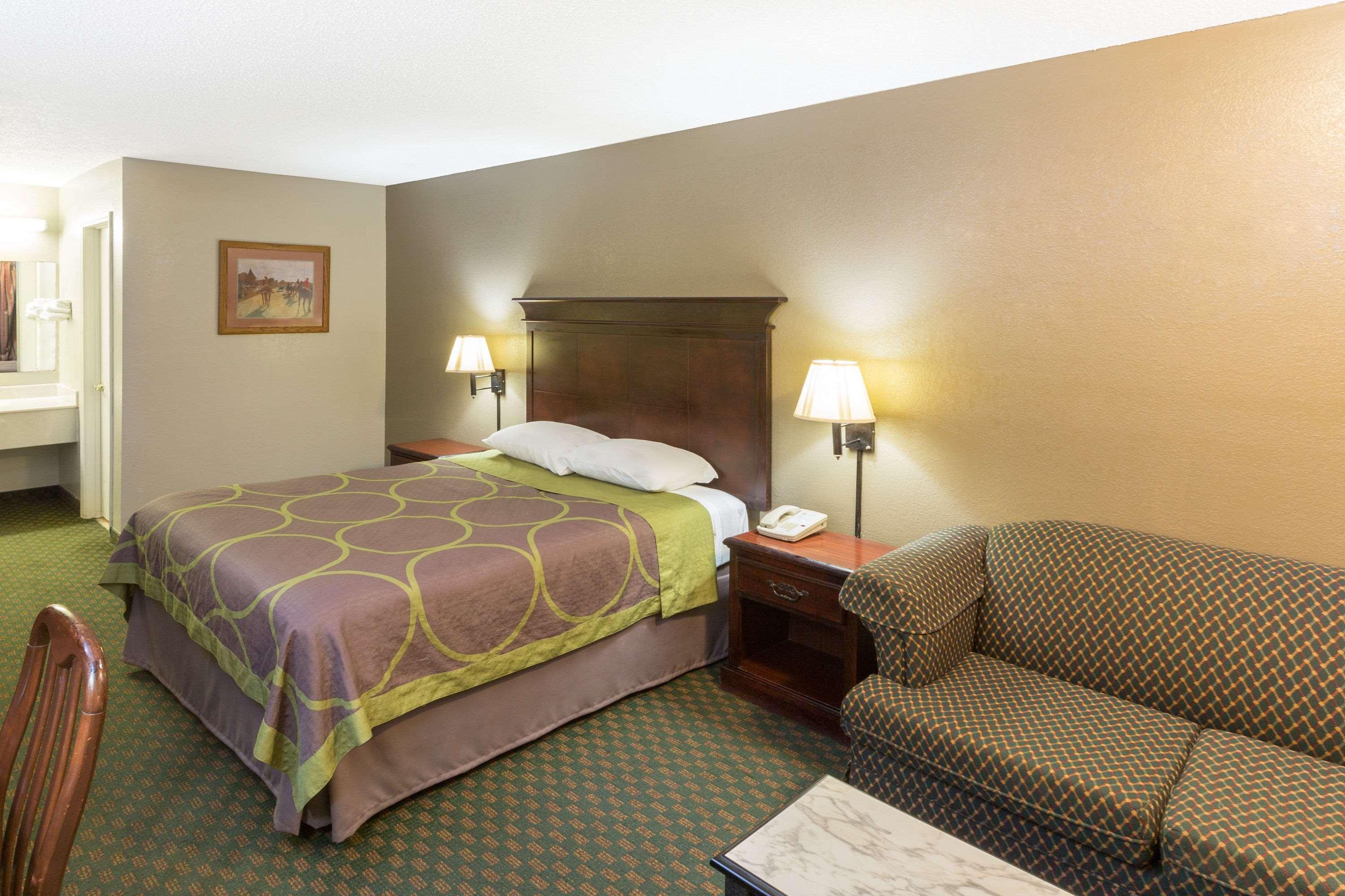 Super 8 By Wyndham Bossier City/Shreveport Area Exteriör bild