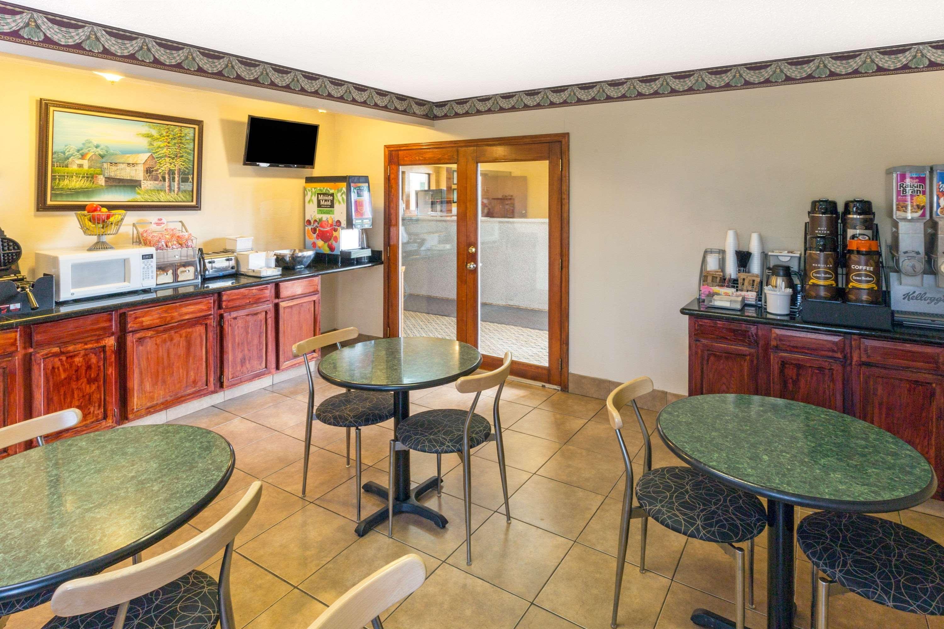 Super 8 By Wyndham Bossier City/Shreveport Area Exteriör bild