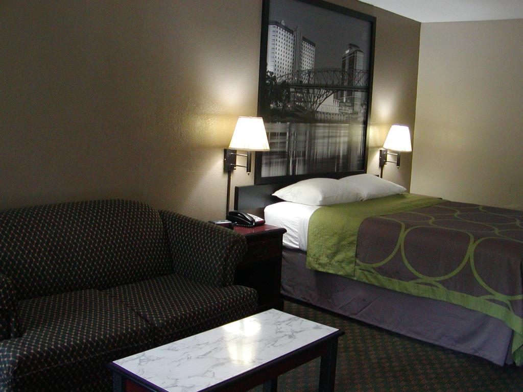 Super 8 By Wyndham Bossier City/Shreveport Area Exteriör bild