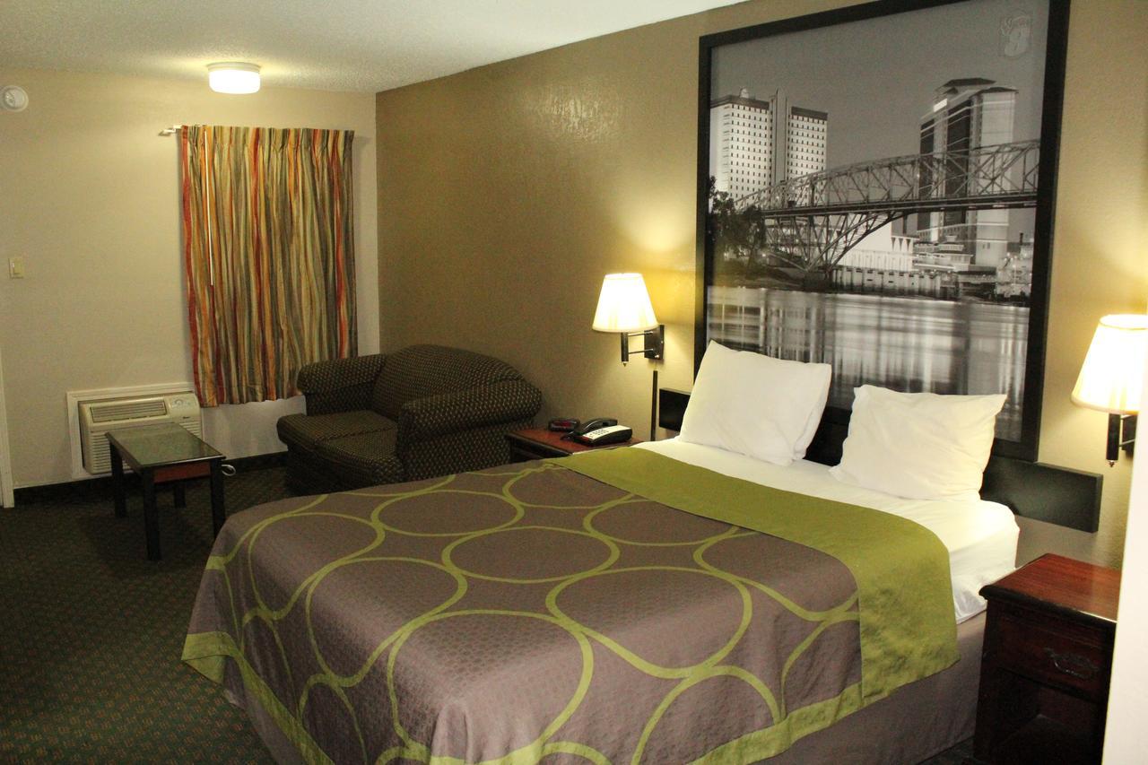 Super 8 By Wyndham Bossier City/Shreveport Area Exteriör bild