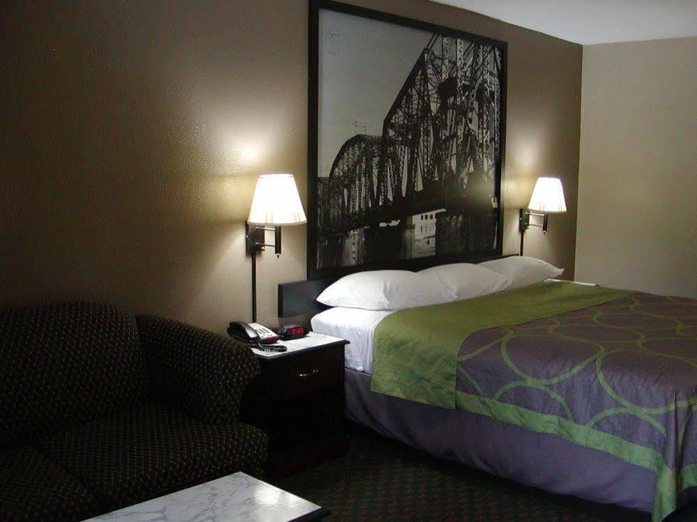 Super 8 By Wyndham Bossier City/Shreveport Area Exteriör bild
